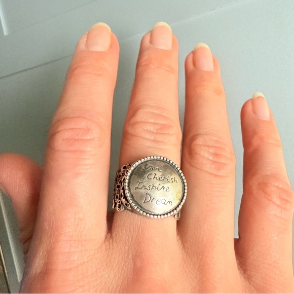 Retired Silpada "Love Cherish Inspire Dream" R2821 Sterling Silver Ring… - Picture 4 of 12